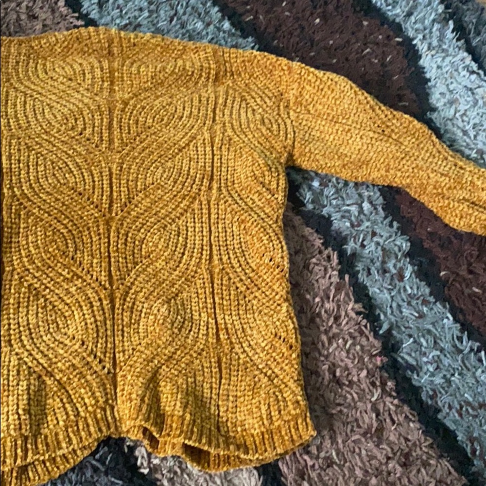 Iris Sweater (from Forever 21)